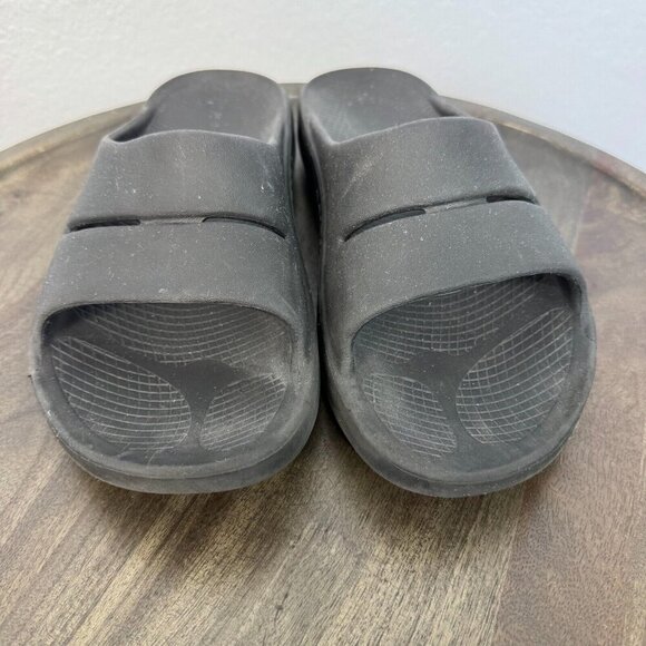 Oofos Ooahh Unisex Black Slide Comfort Sport Recovery Slip On Sandals M7/W9 - Picture 2 of 11